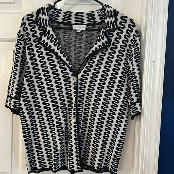 Women’s Lucy Paris Fiji Knit Black & White Button Short Sleeve Lapel Collar Top - Picture 6 of 10
